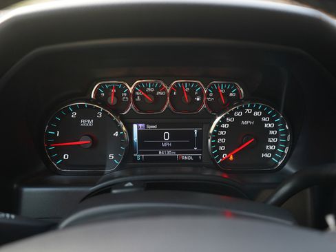 Used 2019 Chevrolet Silverado 2500 LT image 23