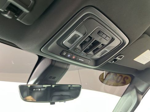 Used 2020 Chevrolet Silverado 1500 High Country w/ Technology Package image 24