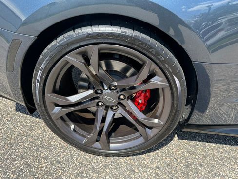 Used 2020 Chevrolet Camaro SS RWD image 36