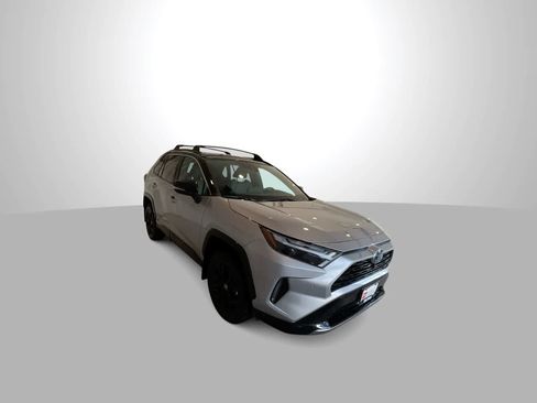 Certified 2022 Toyota RAV4 XSE AWD/4WD image 2