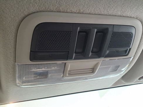 Used 2017 Subaru Crosstrek 2.0i Premium w/ Moonroof Package image 13