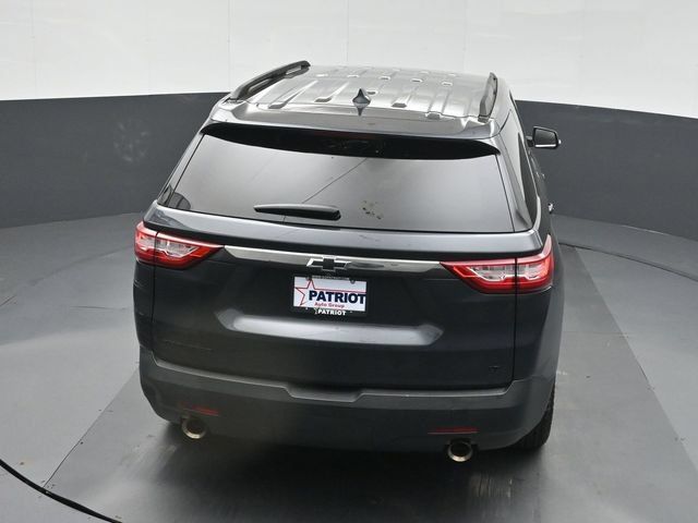 Used 2021 Chevrolet Traverse LT w/ LPO, Blackout Package FWD image 44