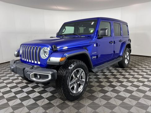 Used 2020 Jeep Wrangler Unlimited Sahara image 13