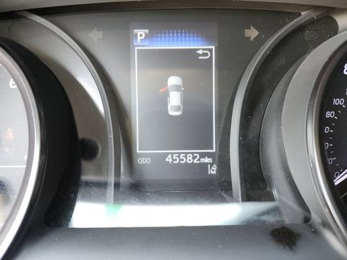 Used 2022 Toyota Camry SE FWD image 35