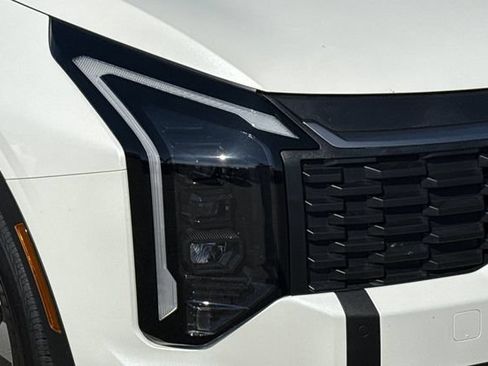 New 2026 Kia Sportage LX FWD image 33