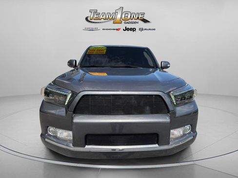 Used 2011 Toyota 4Runner SR5 w/ Premium Pkg w/Leather RWD image 3
