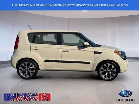 Used 2013 Kia Soul ! w/ Premium Pkg image 3