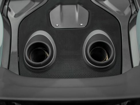 Used 2019 McLaren 600LT RWD image 17