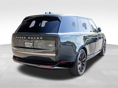 Used 2023 Land Rover Range Rover Long Wheelbase SE AWD/4WD image 4