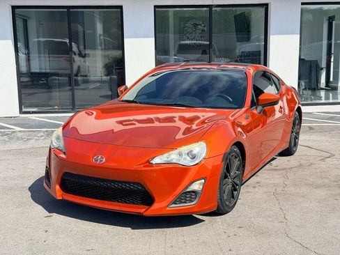 Used 2015 Scion FR-S RWD image 10
