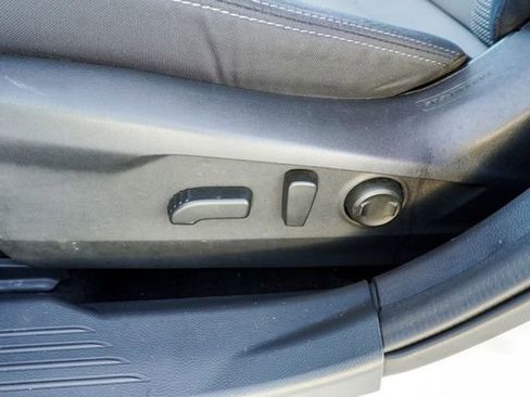 Used 2024 Subaru Outback Premium image 13