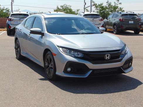 Used 2019 Honda Civic EX image 9