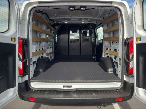 Used 2024 Ford Transit 250 Low Roof w/ Exterior Upgrade Package image 21