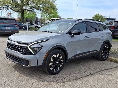 Certified 2023 Kia Sportage X-Line w/ X-Line Premium Package image 3