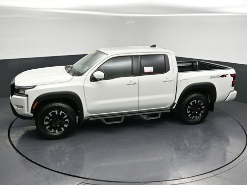 Used 2024 Nissan Frontier PRO-4X w/ Pro Convenience Package image 28