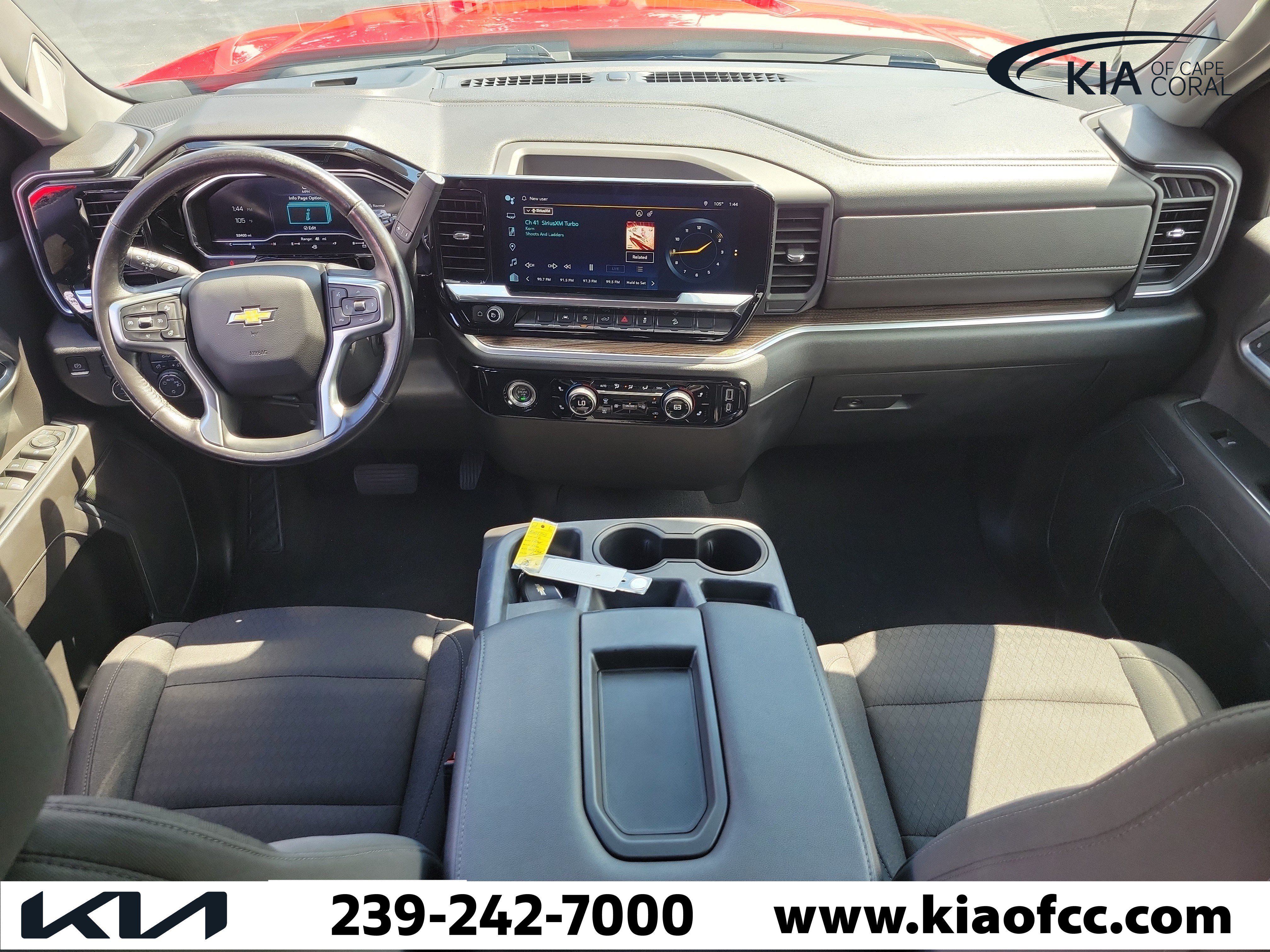 Used 2022 Chevrolet Silverado 1500 LT AWD/4WD image 15