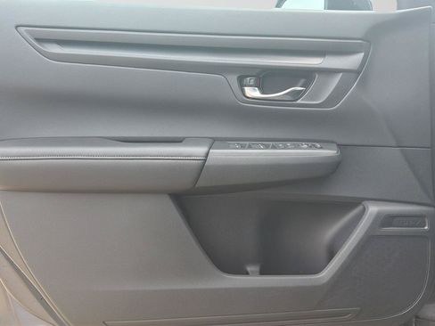 Used 2025 Honda CR-V EX image 20