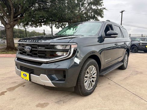 New 2026 Ford Expedition Platinum AWD/4WD image 1