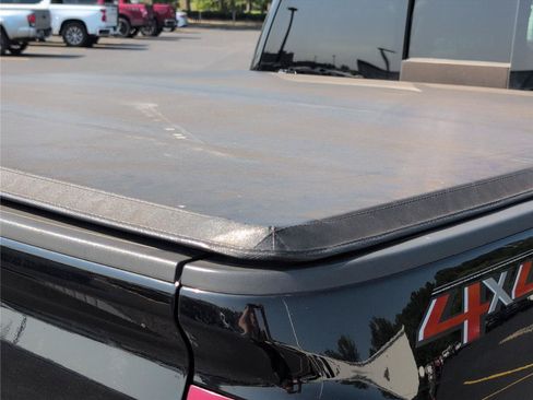 Used 2018 Chevrolet Silverado 1500 High Country AWD/4WD image 6