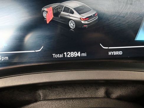 Used 2021 BMW 330e w/ Driving Assistance Package image 21