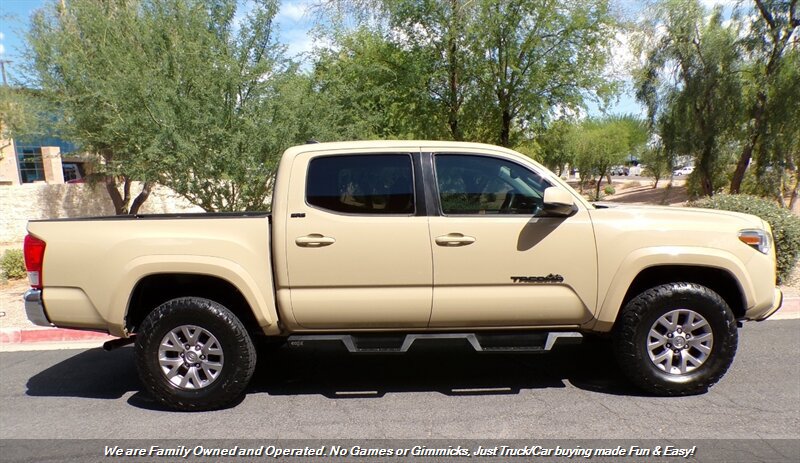 Used 2016 Toyota Tacoma SR5 w/ SR5 Appearance Package (SN) RWD image 5