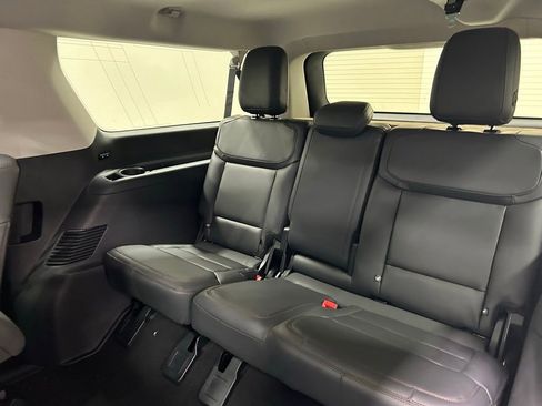 New 2025 Ford Expedition Max Active image 29