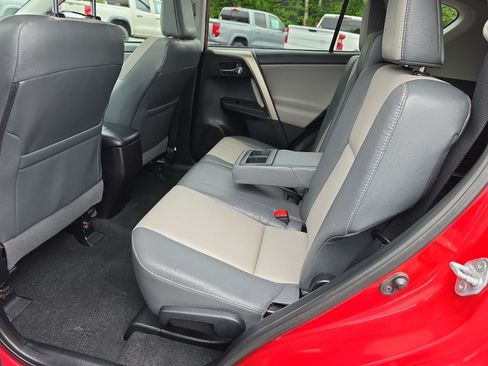 Used 2014 Toyota RAV4 Limited w/ Technology Package FWD image 18