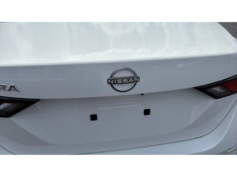 Used 2025 Nissan Sentra SV FWD image 23