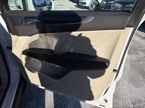 Used 2017 Lincoln MKC Reserve w/ Lincoln MKC Climate Package image 14