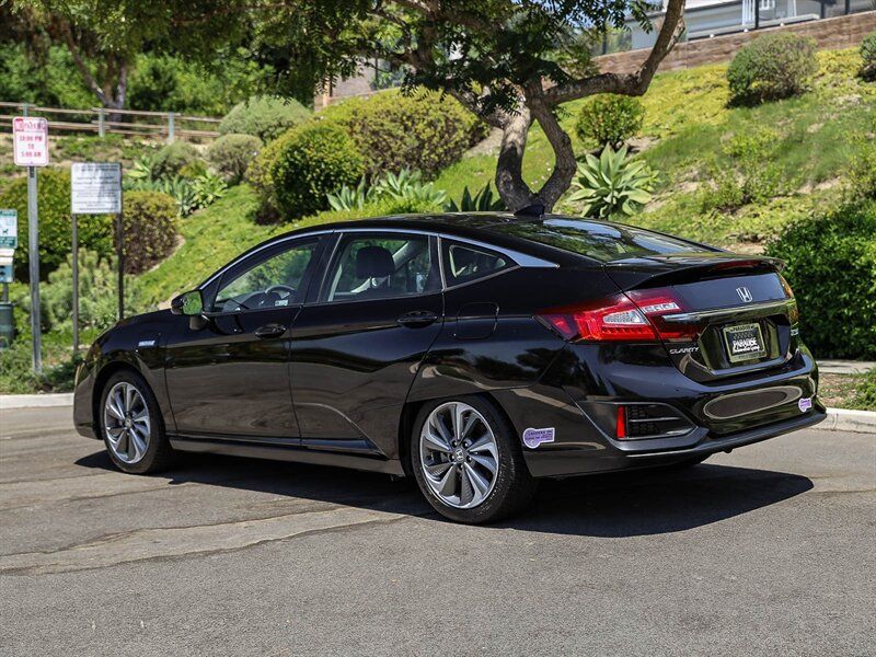 Used 2019 Honda Clarity Plug-In Hybrid image 3