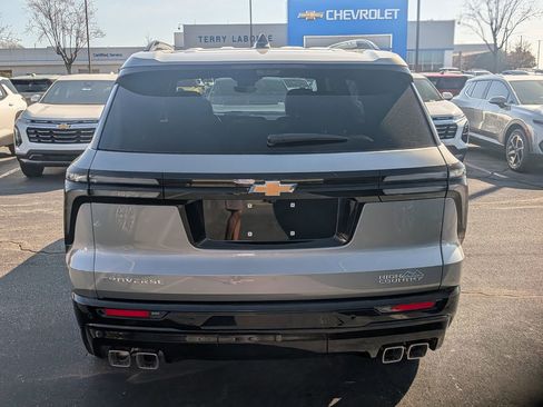 New 2026 Chevrolet Traverse High Country FWD image 7