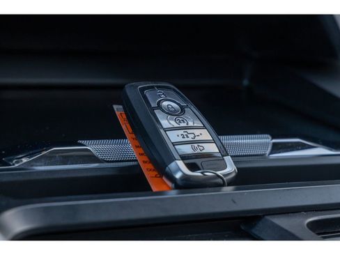 Used 2025 Ford F350 Lariat image 30