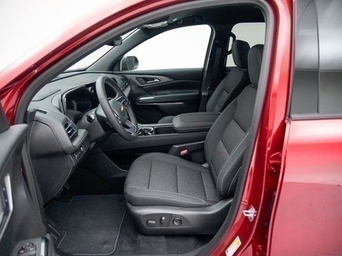 New 2026 Chevrolet Traverse LT image 24