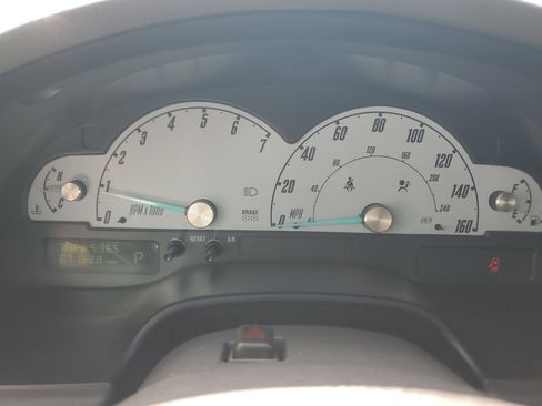 Used 2002 Ford Thunderbird image 21