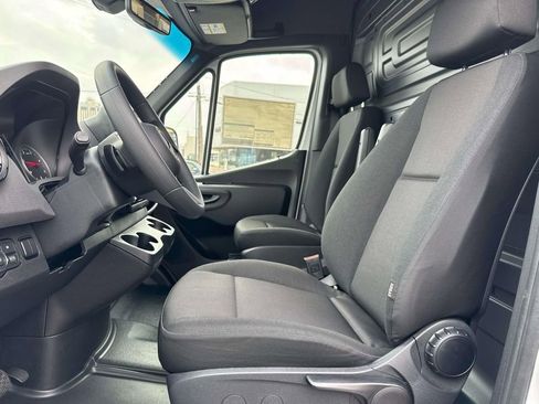 New 2026 Mercedes-Benz Sprinter 2500 image 8
