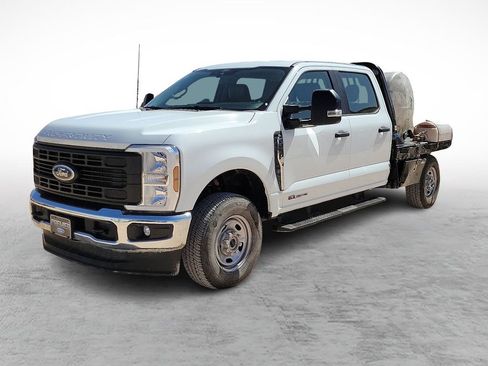 Used 2025 Ford F250 XL w/ XL Chrome Package image 5