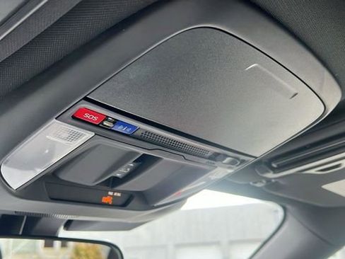 New 2026 Subaru Forester Premium AWD/4WD image 16