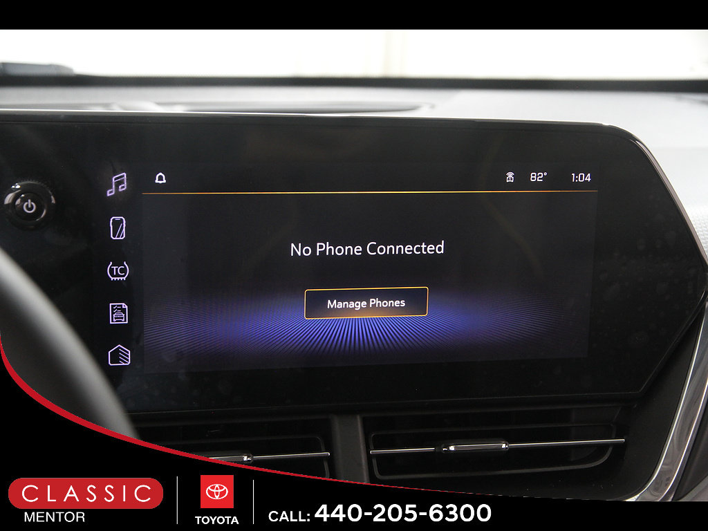 Used 2024 Chevrolet Trax ACTIV w/ Sunroof Package FWD image 12