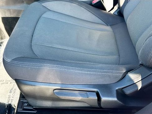 Used 2024 Subaru Crosstrek 2.0i image 18