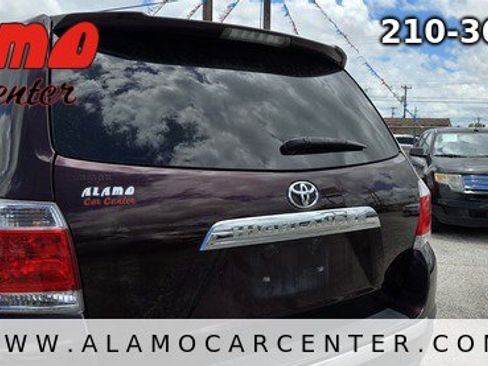 Used 2013 Toyota Highlander FWD image 10