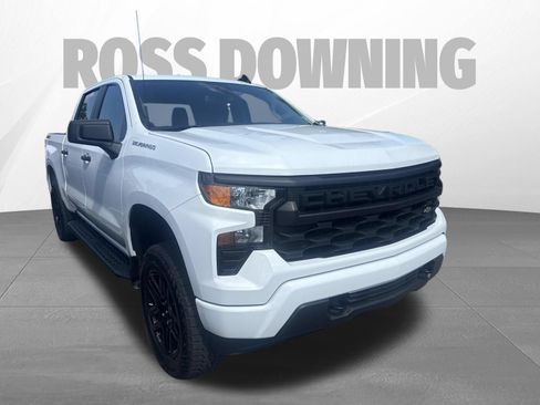 Used 2024 Chevrolet Silverado 1500 Custom AWD/4WD image 3