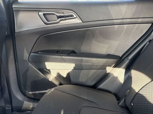 New 2026 Kia Sportage LX FWD image 23
