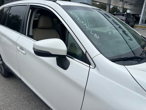 Used 2019 Subaru Outback 3.6R Limited w/ Popular Package #2 image 16