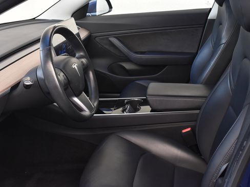 Used 2018 Tesla Model 3 Long Range image 18