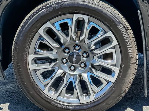 Used 2024 GMC Sierra 1500 Denali Ultimate AWD/4WD image 25