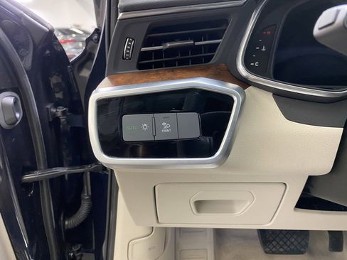 Used 2023 Audi A6 Premium Plus w/ Premium Plus Package image 29