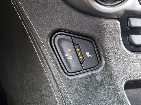 Used 2019 Chevrolet Tahoe LT AWD/4WD image 26
