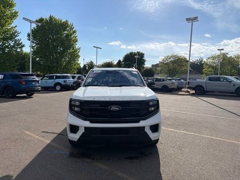 Used 2025 Ford Expedition Active AWD/4WD image 8