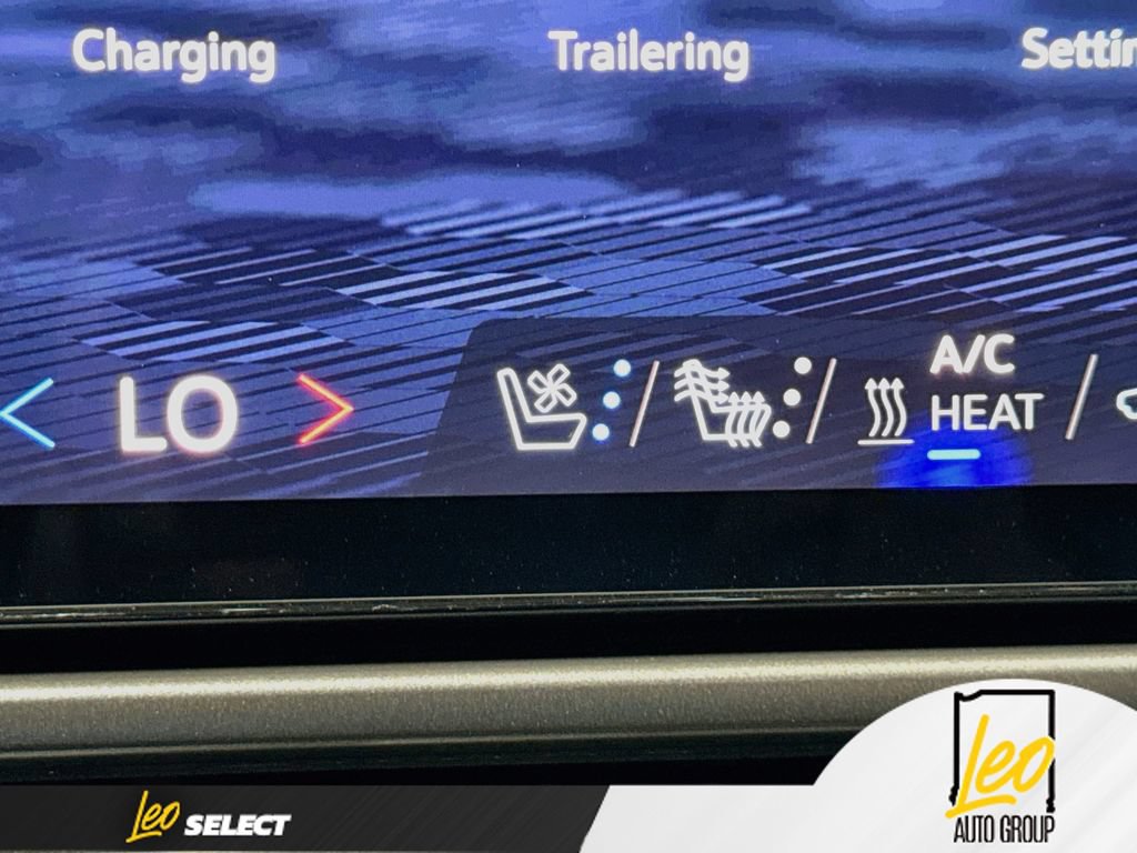 Used 2026 Chevrolet Equinox EV RS w/ Convenience Package II AWD/4WD image 22