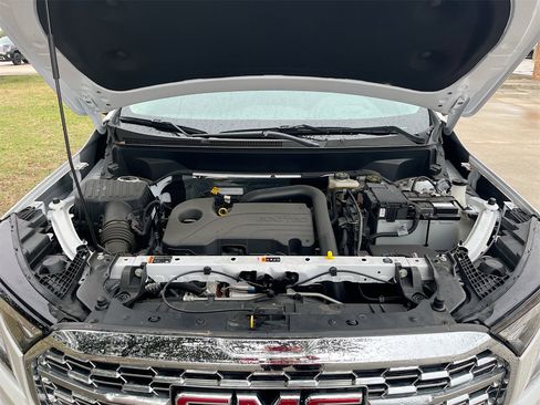 Used 2024 GMC Terrain Denali w/ Denali Premium Package image 32